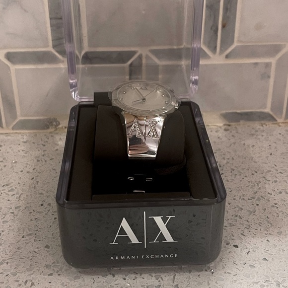 Armani Exchange AX4044 women's watch - Picture 2 of 3